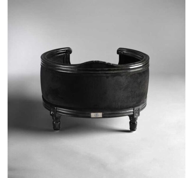 Lord Lou Hondenmand Lord Lou George Black Velvet