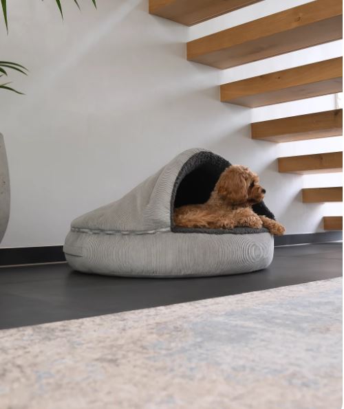 Merken Snuggle Cave Hondenmand Ribbed Small Antraciet – Luxe Hondenhol met Zachte Schapenvachtlook Snuggle Cave Hondenmand Ribbed Small Antraciet – Luxe Hondenhol met Zachte Schapenvachtlook - Afbeelding 4
