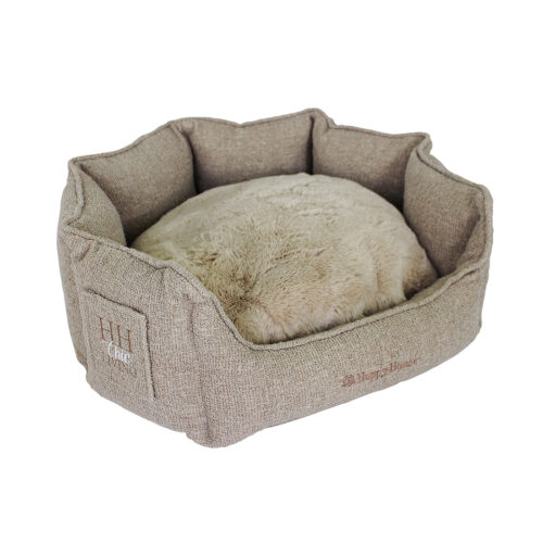 Happy House Happy House Hondenmand Chic Rond Boucle Beige<div class="yasr-vv-stars-title-container"><div class='yasr-stars-title yasr-rater-stars'
id='yasr-visitor-votes-readonly-rater-a6f7b2deebad6'
data-rating='0'
data-rater-starsize='16'
data-rater-postid='221557'
data-rater-readonly='true'
data-readonly-attribute='true'
></div><span class='yasr-stars-title-average'>0 (0)</span></div> Happy House Hondenmand Chic Rond Boucle Beige